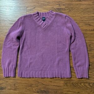 Gap Pink V-Neck Sweater Size Medium